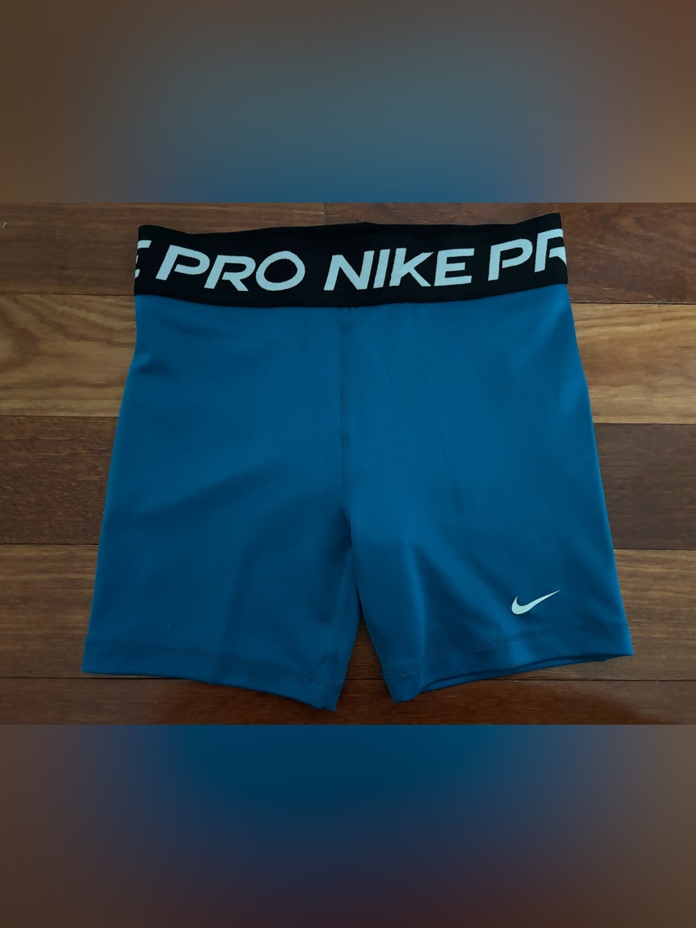 New! Kids Nike Pro training shorts teal color size XL